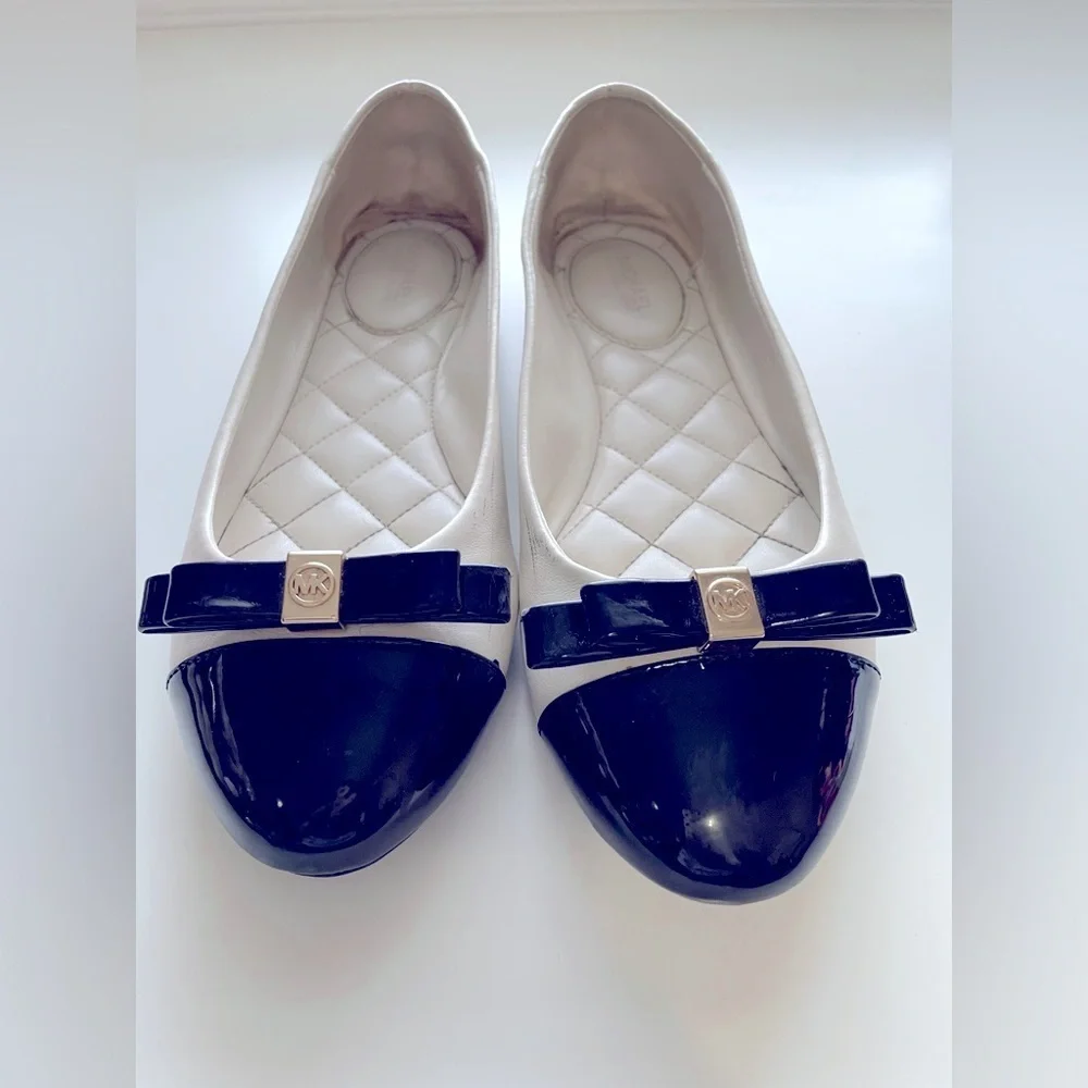 Michael Kors womens Sandals - size 7.5 - Picture 3 of 12